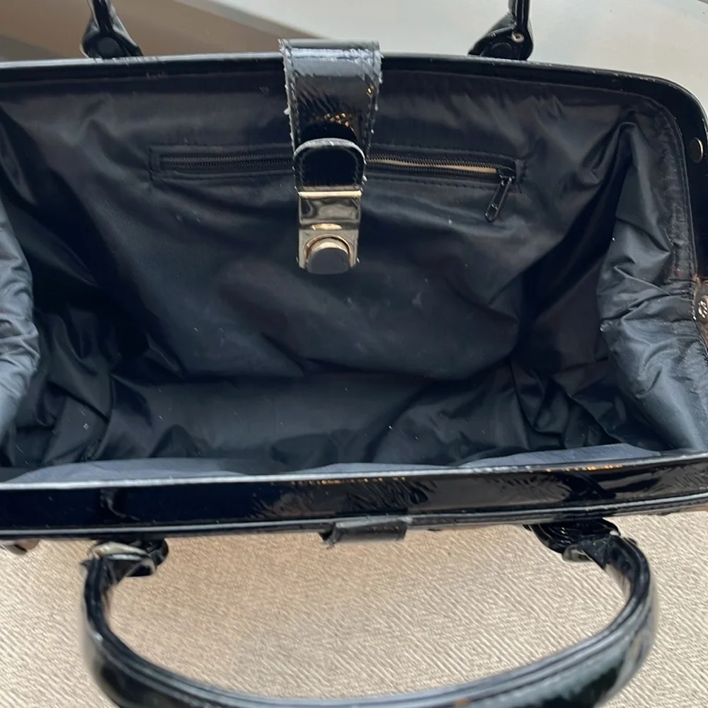 Vintage Black patent and brown patterned handbag in great condition
